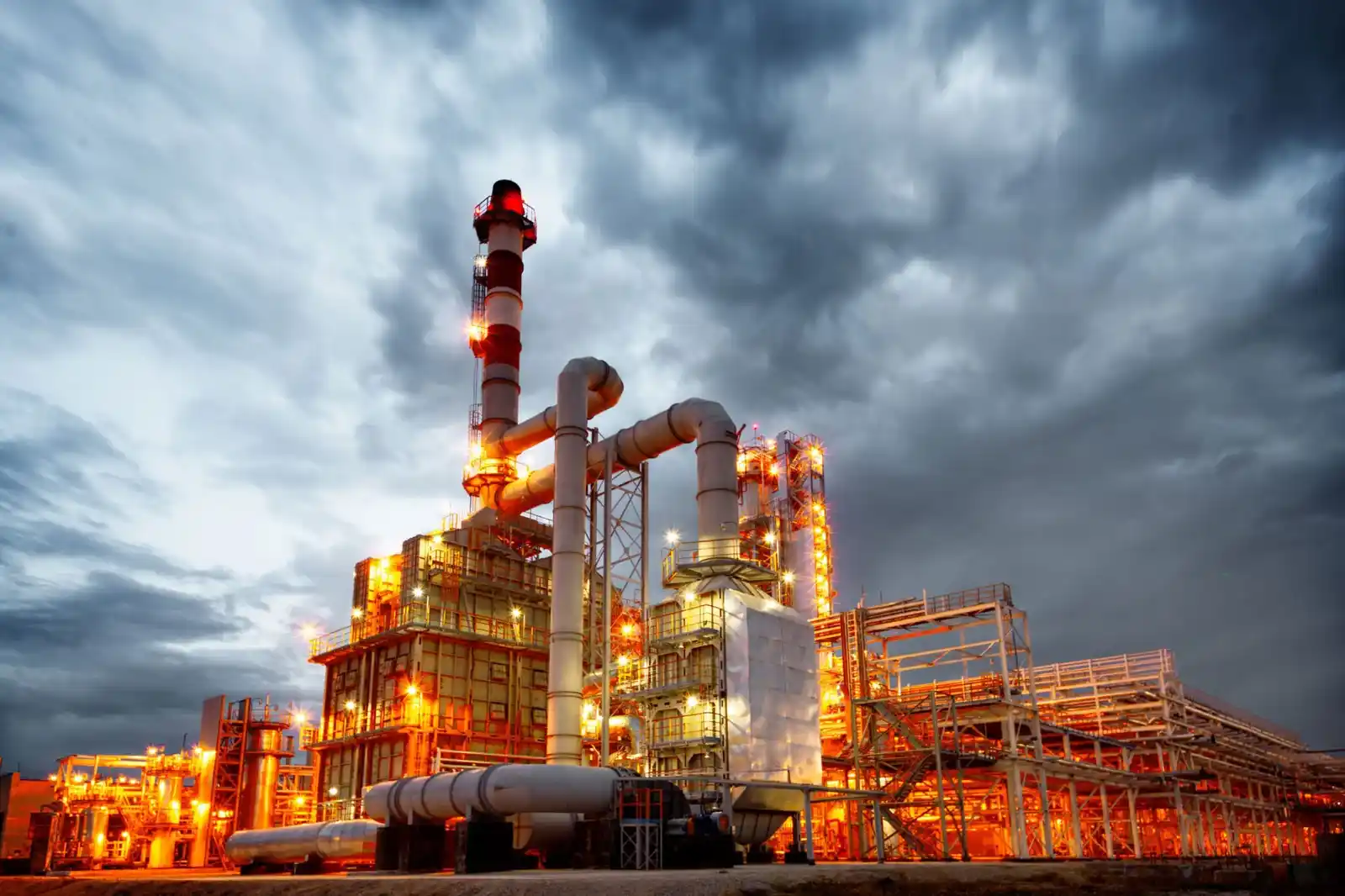 Efficiently transforming raw petroleum into valuable energy and products through cutting-edge engineering in a petroleum refinery.